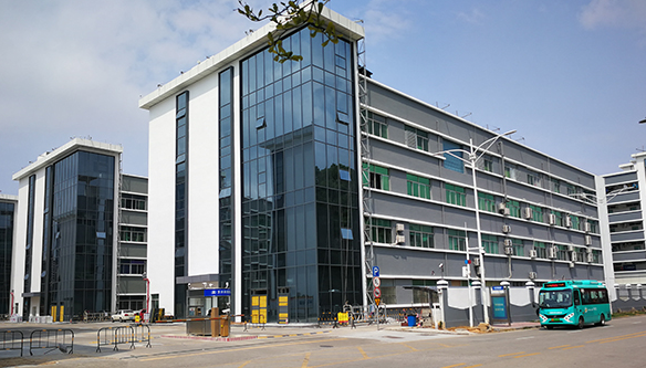 长阳智慧园区幕墙维修